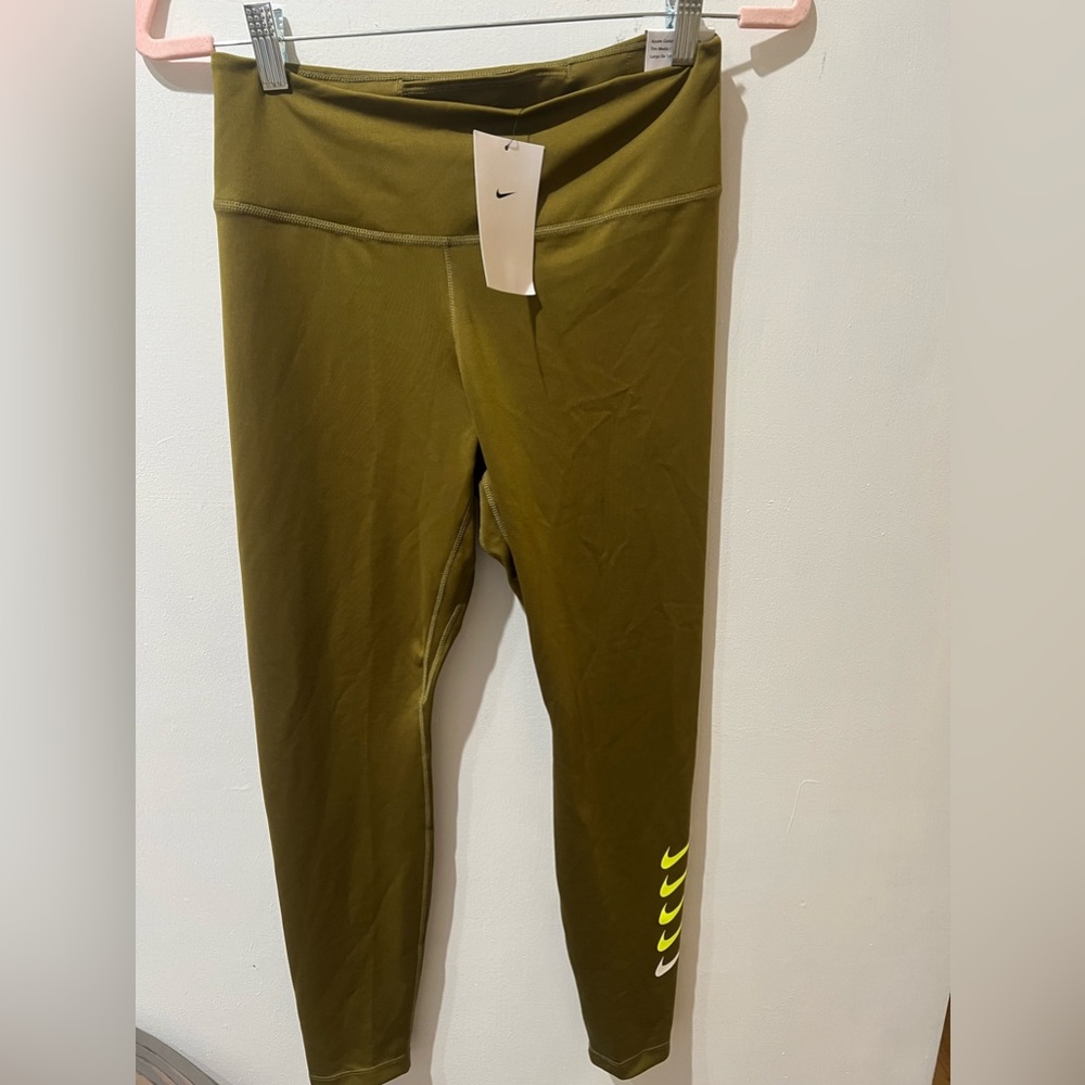 Nike dri fit leggings